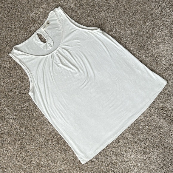 iGENJUN Casual Tank Top Blouse - Picture 2 of 12